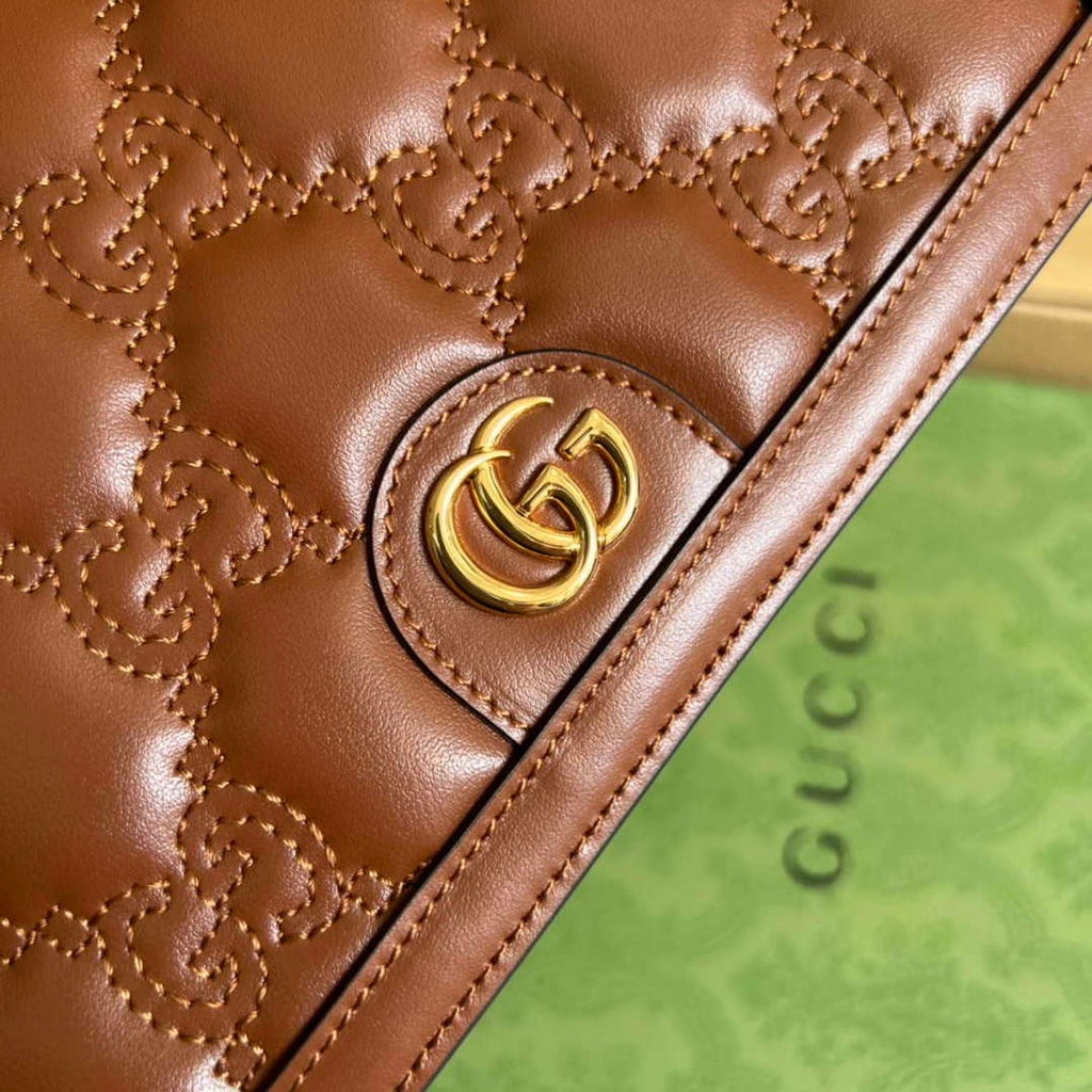 Gucci 723787 GG Matelass¨¦ Chain Wallet Brown
