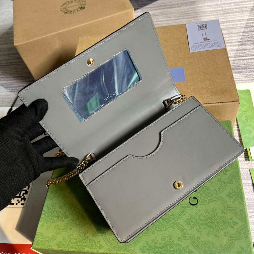 Gucci 723787 GG Matelass¨¦ Chain Wallet Grey