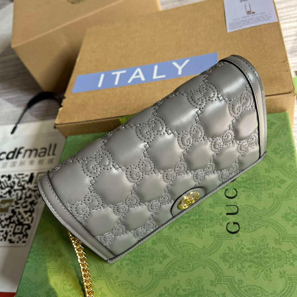 Gucci 723787 GG Matelass¨¦ Chain Wallet Grey