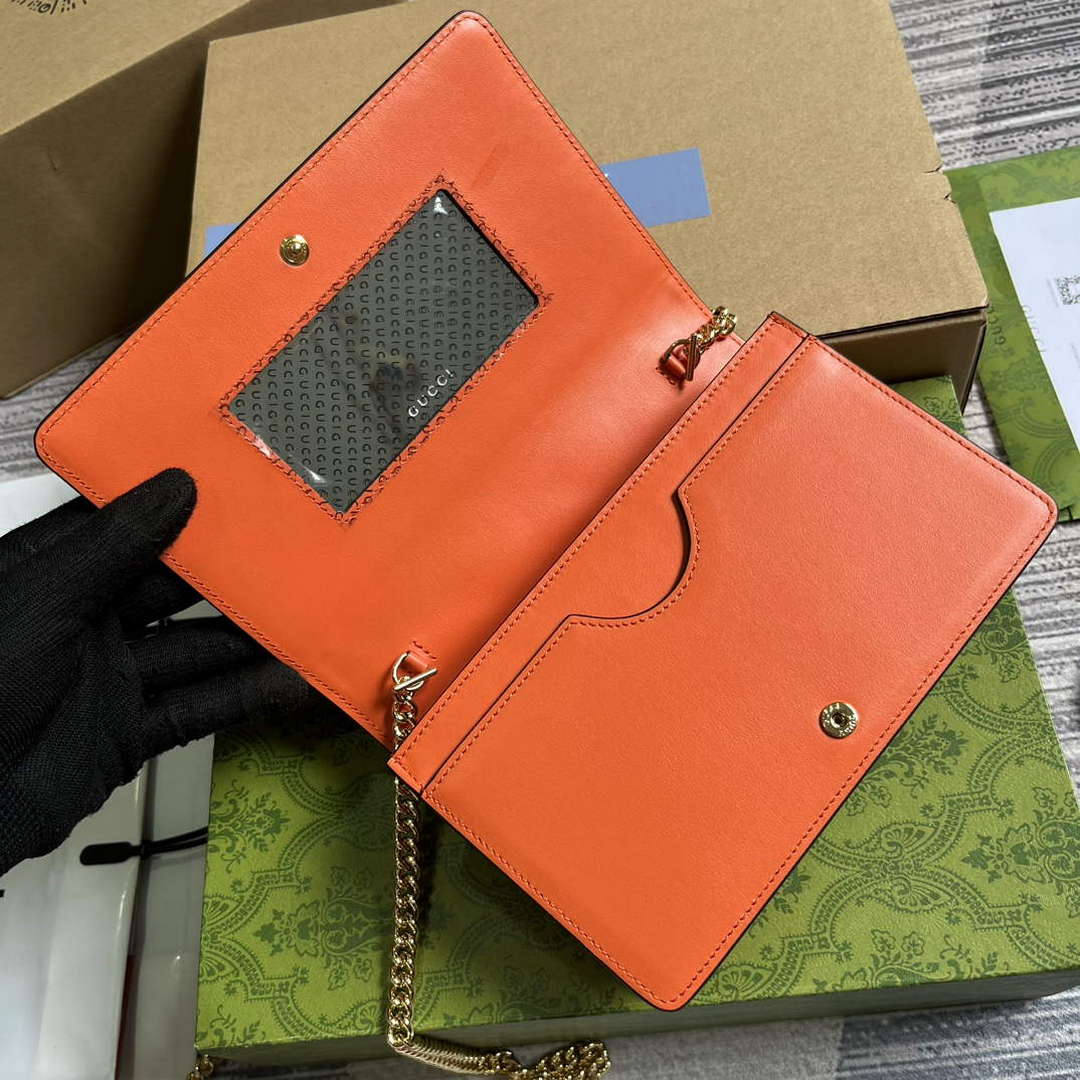 Gucci 723787 GG Matelass¨¦ Chain Wallet Orange