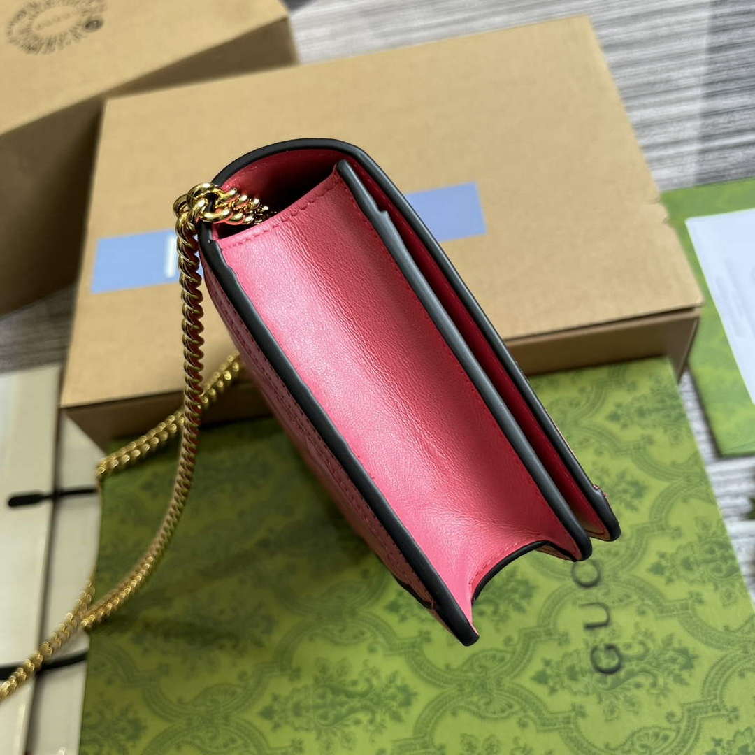 Gucci 723787 GG Matelass¨¦ Chain Wallet Rose pink