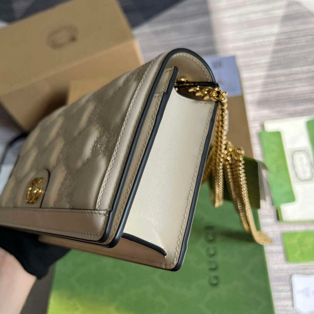 Gucci 723787 GG Matelass¨¦ Chain Wallet White