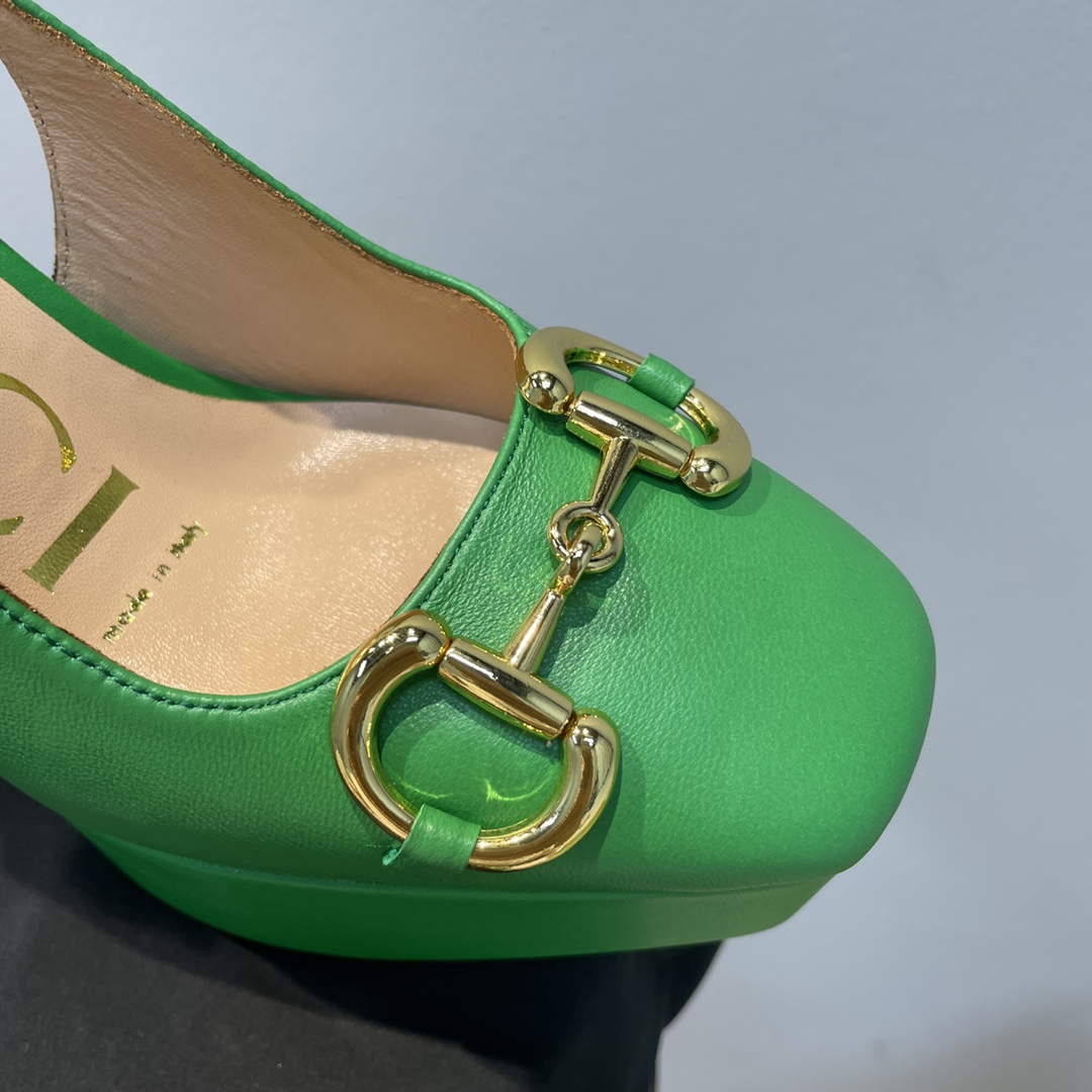 Gucci 723837 Women's high heel pump G66740