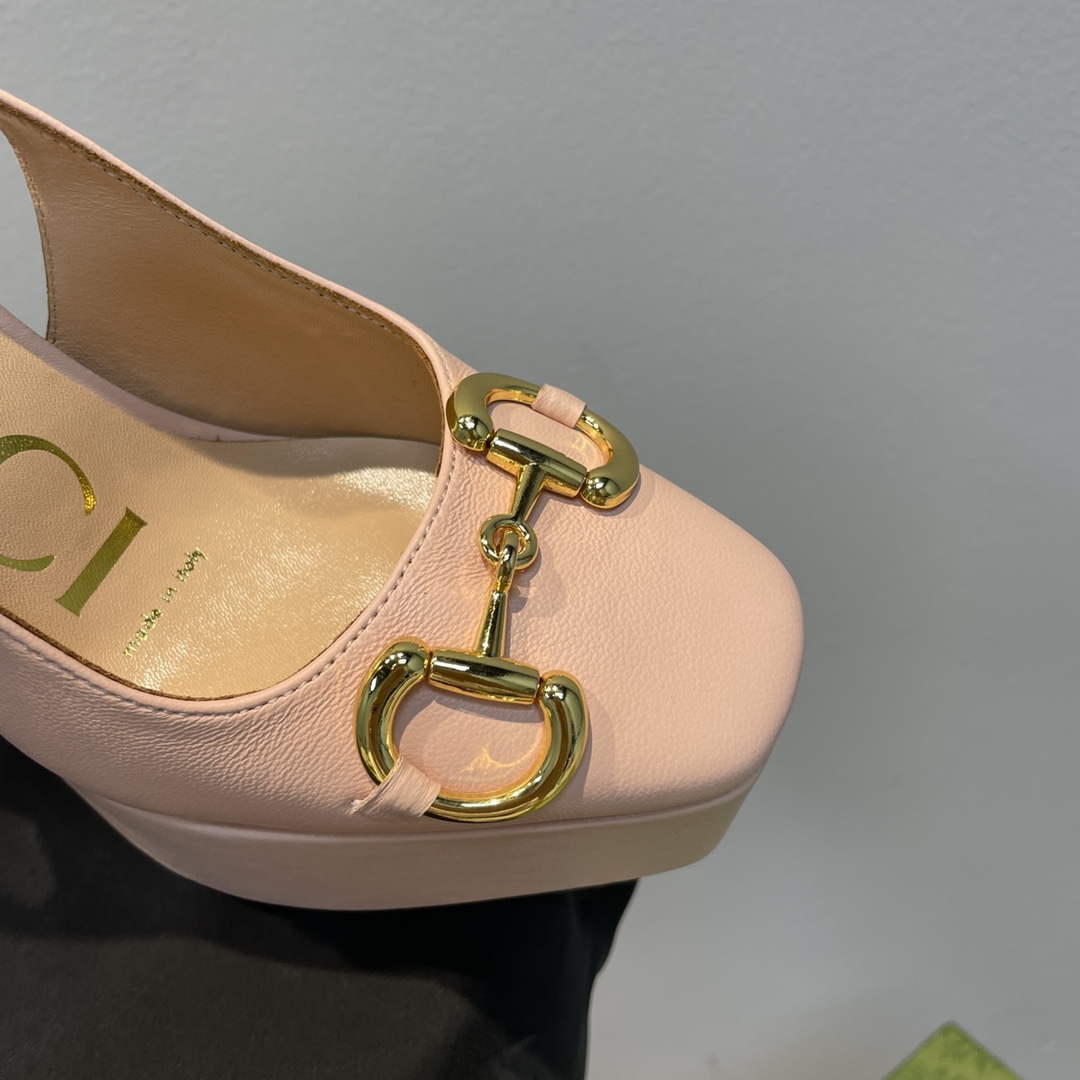 Gucci 723837 Women's high heel pump G66744 - 35 - View 9