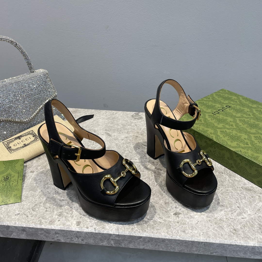 Gucci 723838 Women's high heel pump G66747