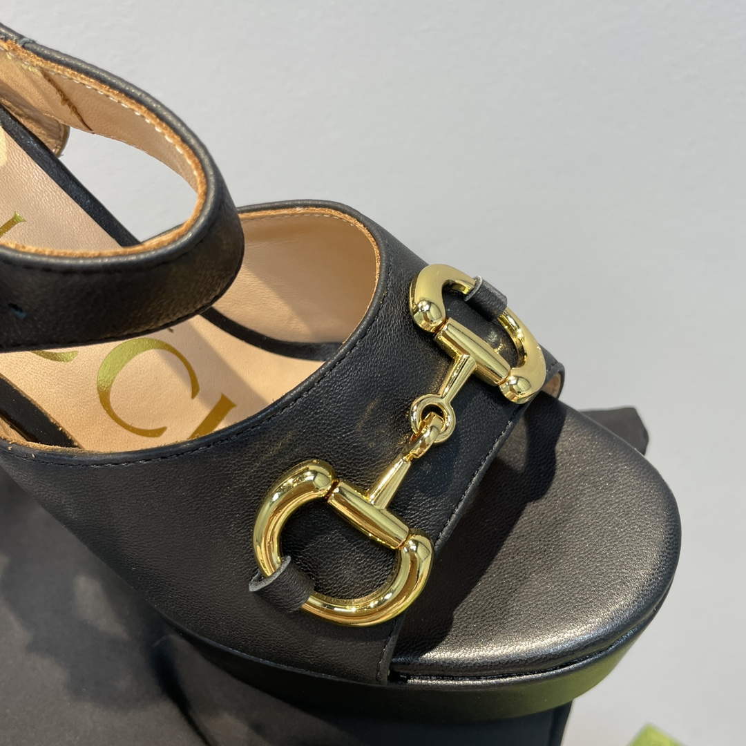 Gucci 723838 Women's high heel pump G66747 - 35 - View 9