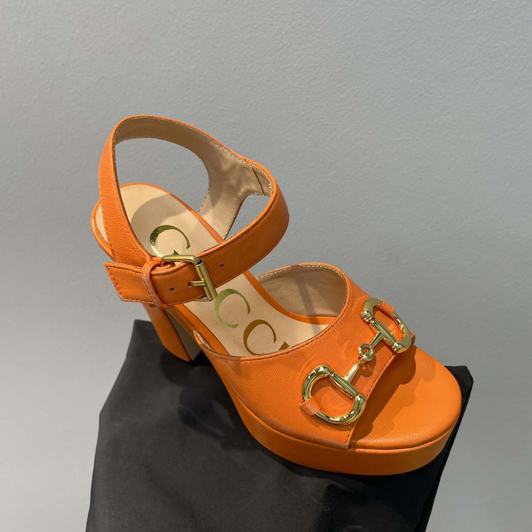 Gucci 723838 Women's high heel pump G66749