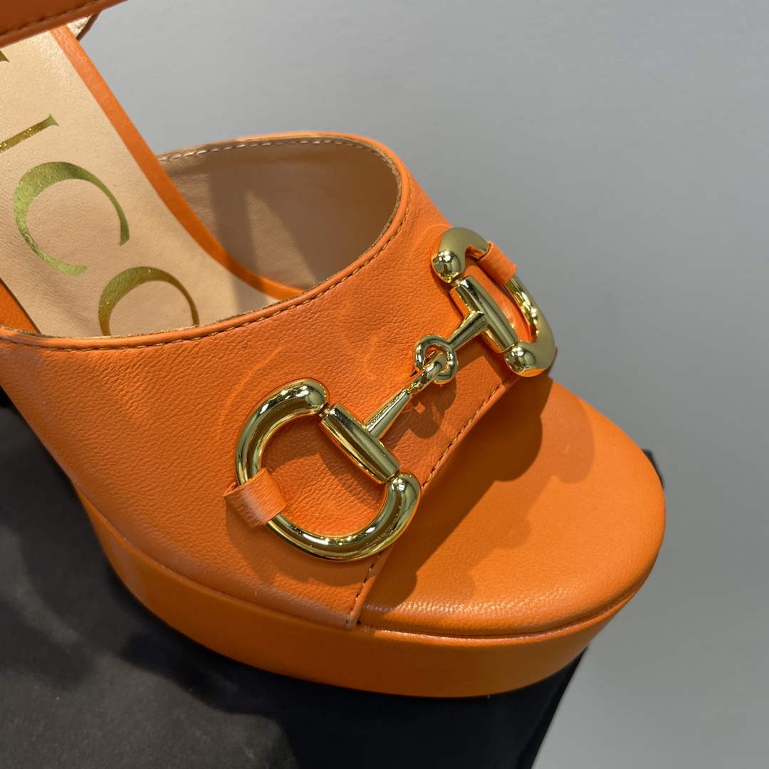 Gucci 723838 Women's high heel pump G66749