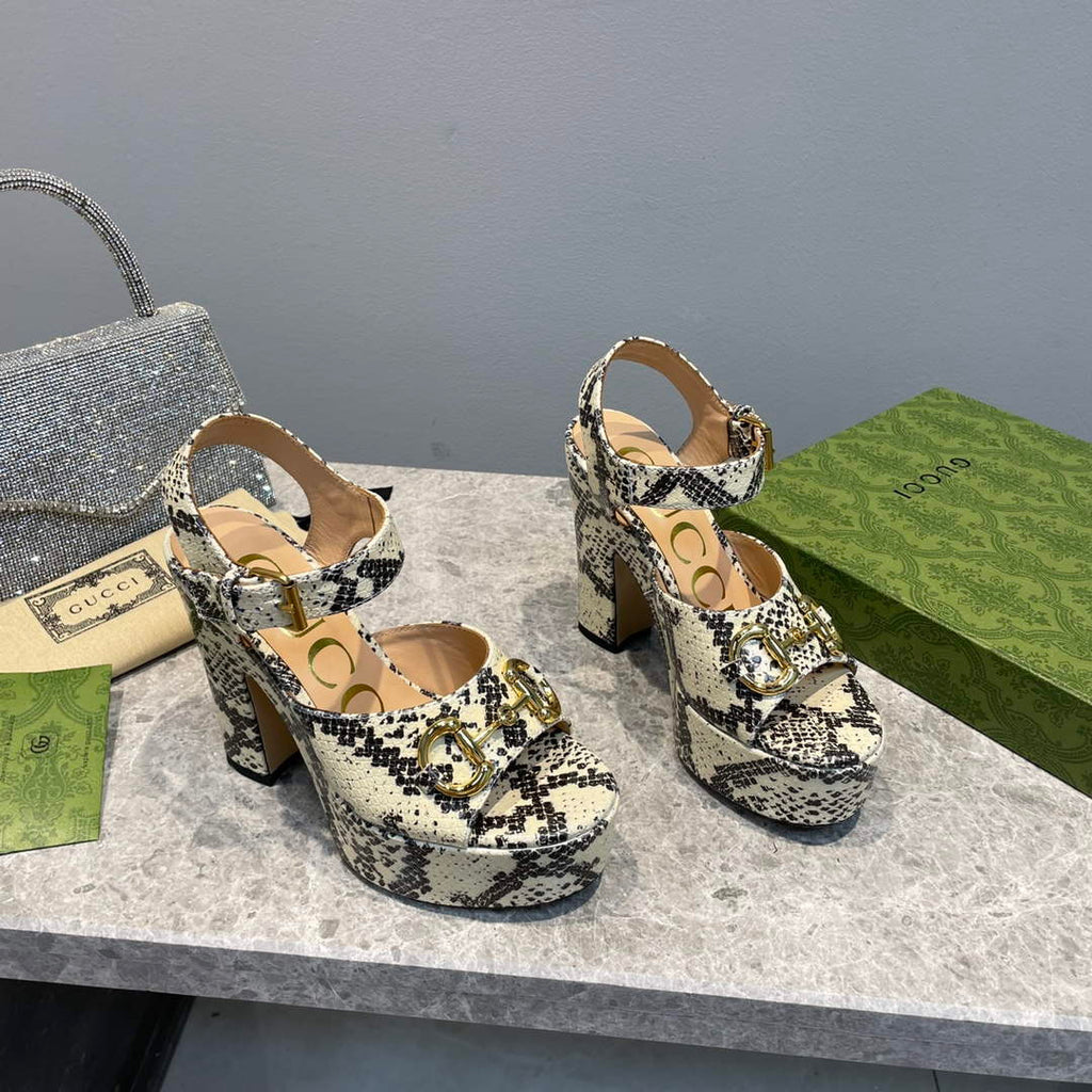 Gucci 723838 Women's python print high heel pump G66753