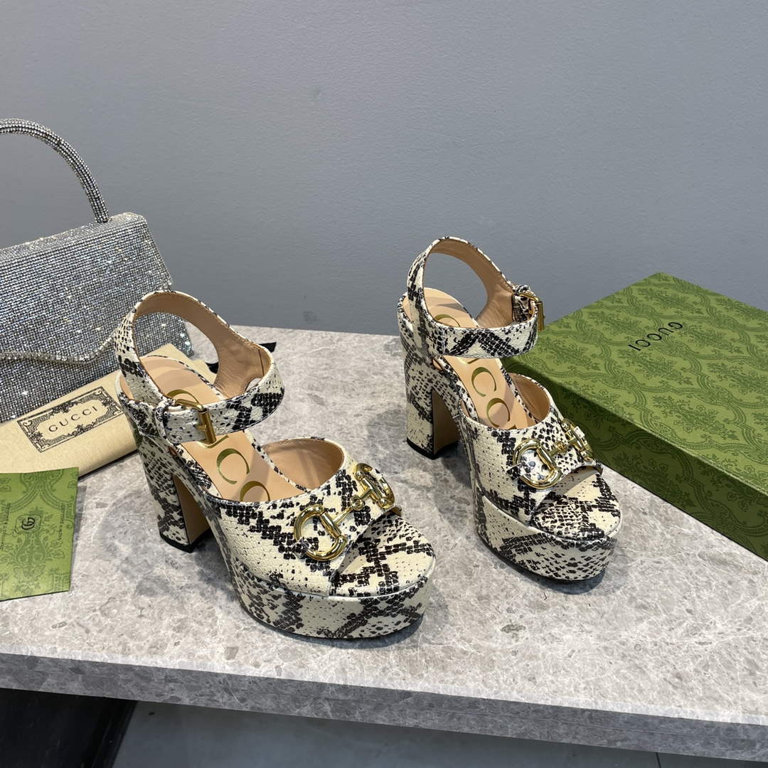 Gucci 723838 Women's python print high heel pump G66753 - 35 - View 2
