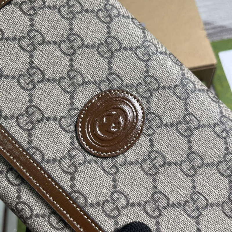 Gucci 724358 GG Top Handle Wallet Brown