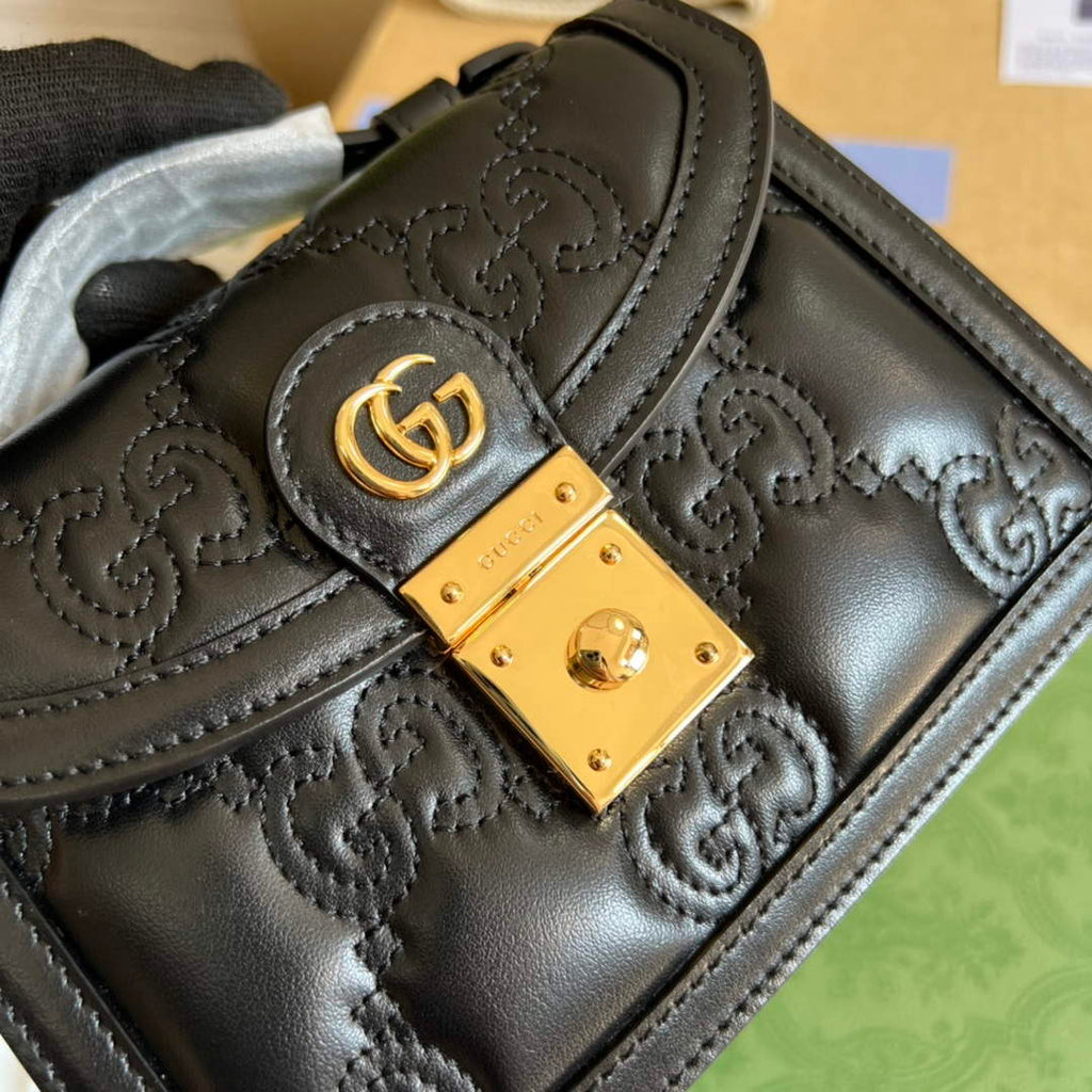 Gucci 724499 GG Matelass¨¦ Small Top Handle Bag Black