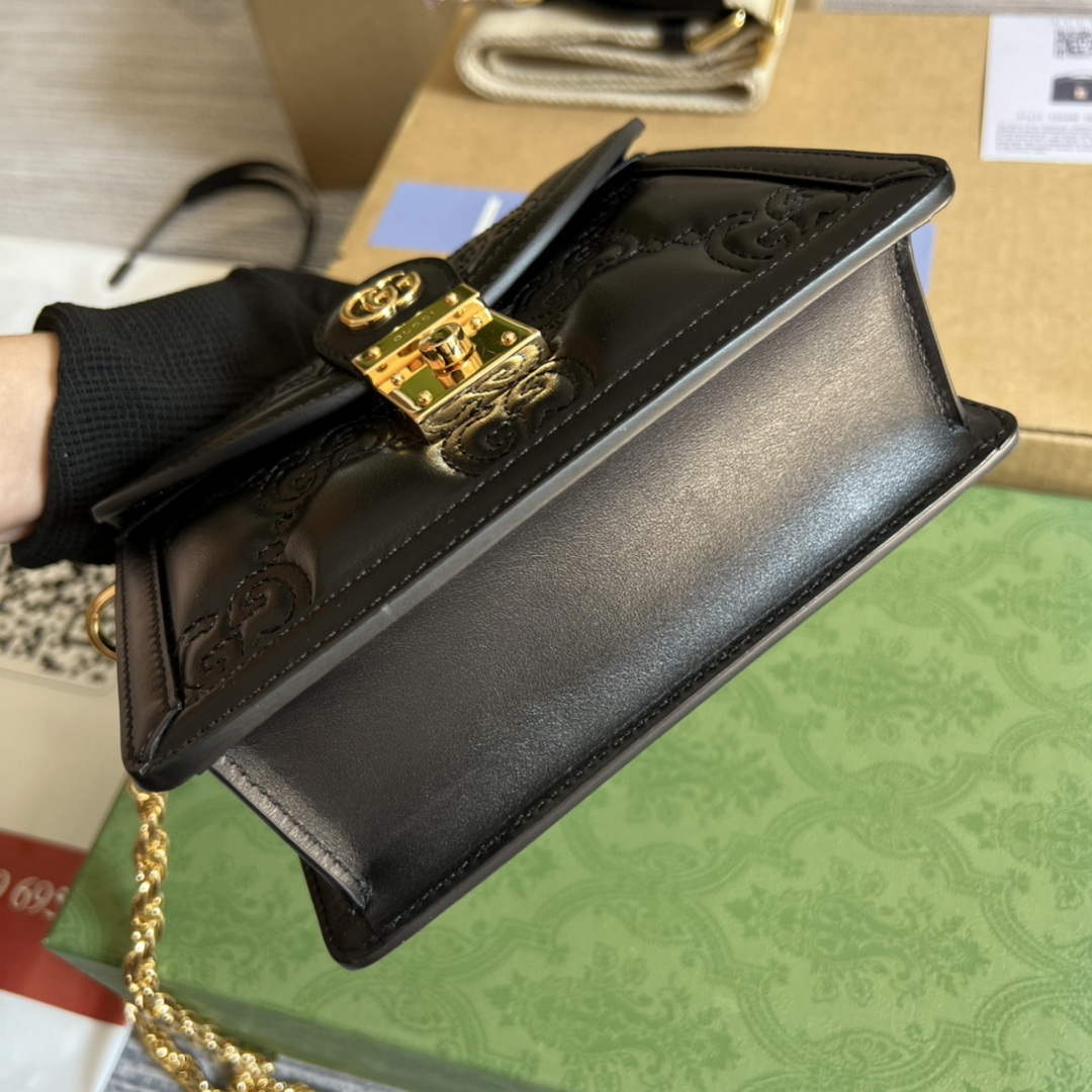 Gucci 724499 GG Matelass¨¦ Small Top Handle Bag Black