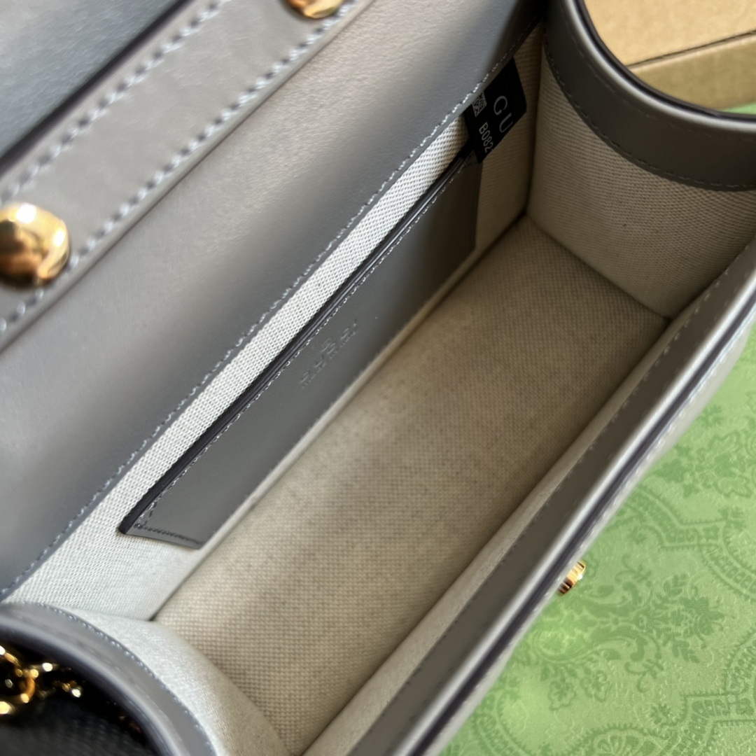 Gucci 724499 GG Matelass¨¦ Small Top Handle Bag Grey