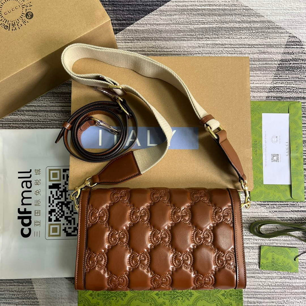 Gucci 724529 GG Matelass¨¦ Small Bag Brown