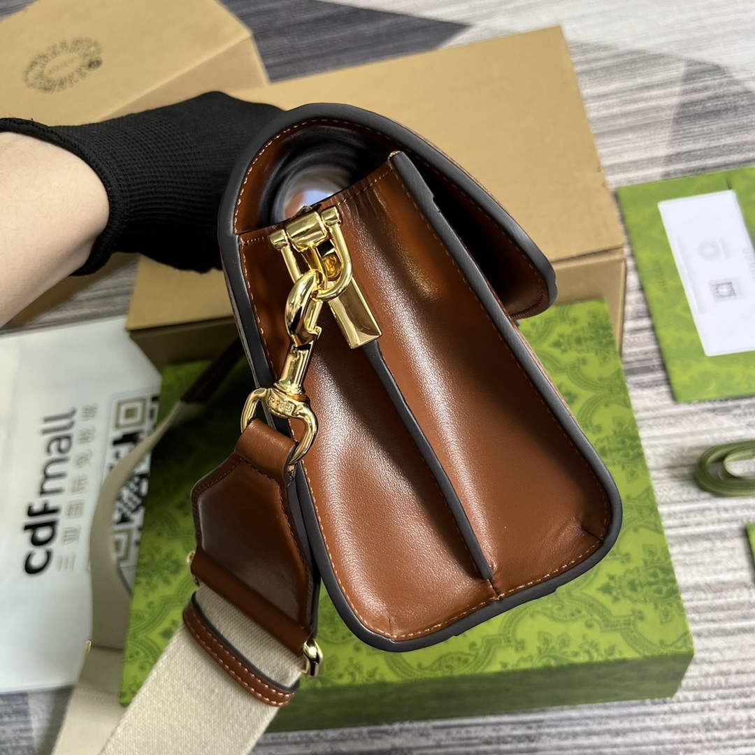 Gucci 724529 GG Matelass¨¦ Small Bag Brown