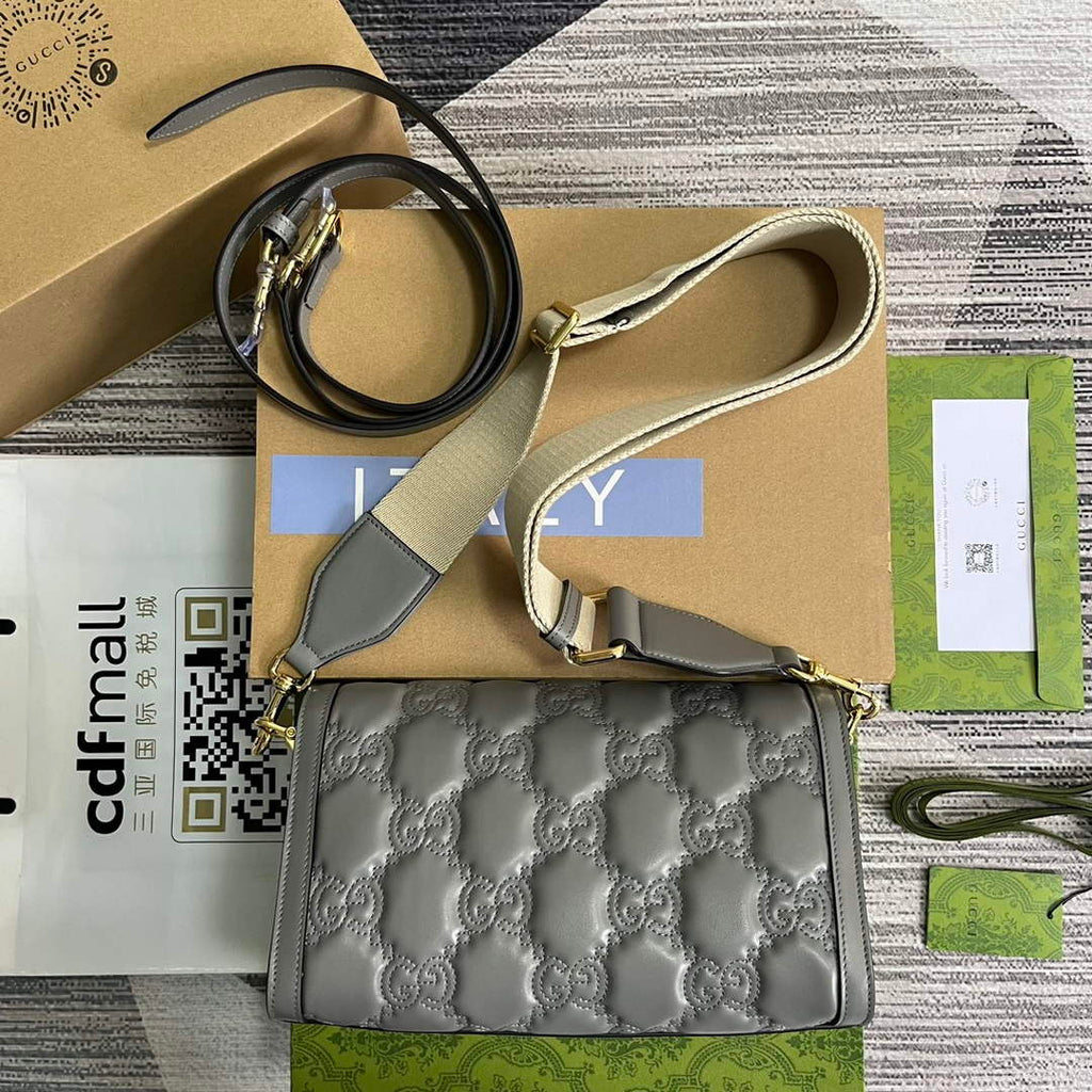 Gucci 724529 GG Matelass¨¦ Small Bag Light grey