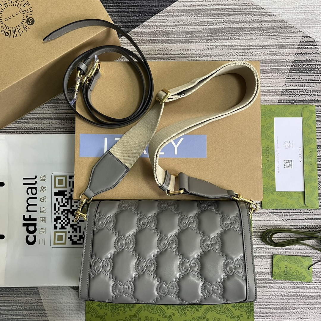 Gucci 724529 GG Matelass¨¦ Small Bag Light grey