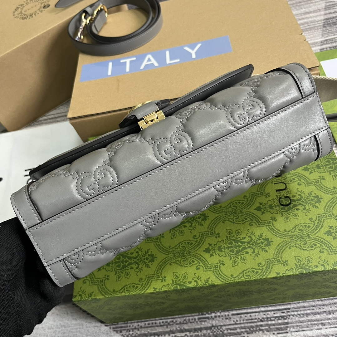 Gucci 724529 GG Matelass¨¦ Small Bag Light grey