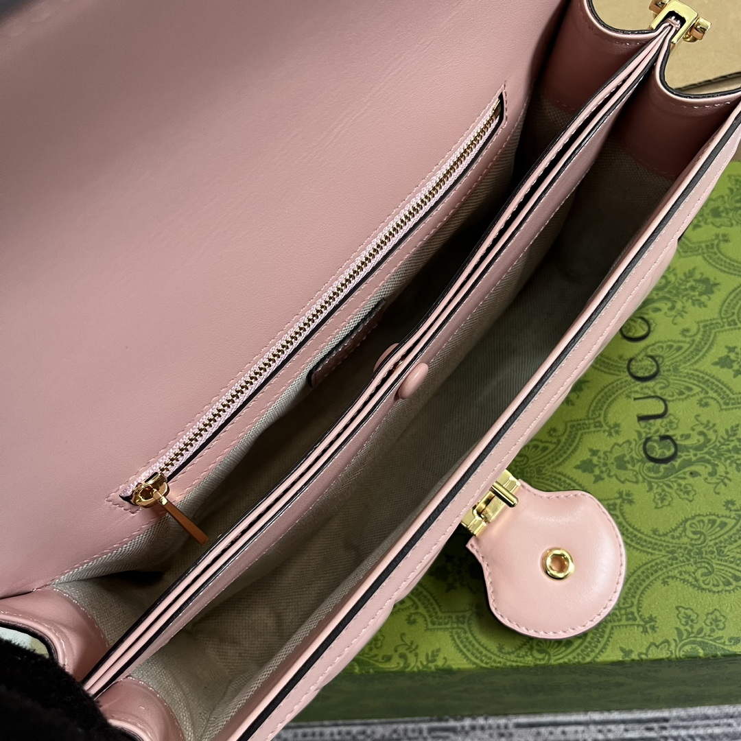 Gucci 724529 GG Matelass¨¦ Small Bag Pink