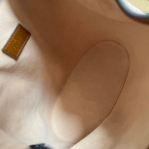 Gucci 724652 Diana Small Bucket Bag Brown - Default Title - View 8