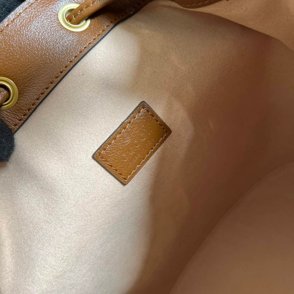 Gucci 724652 Diana Small Bucket Bag Brown