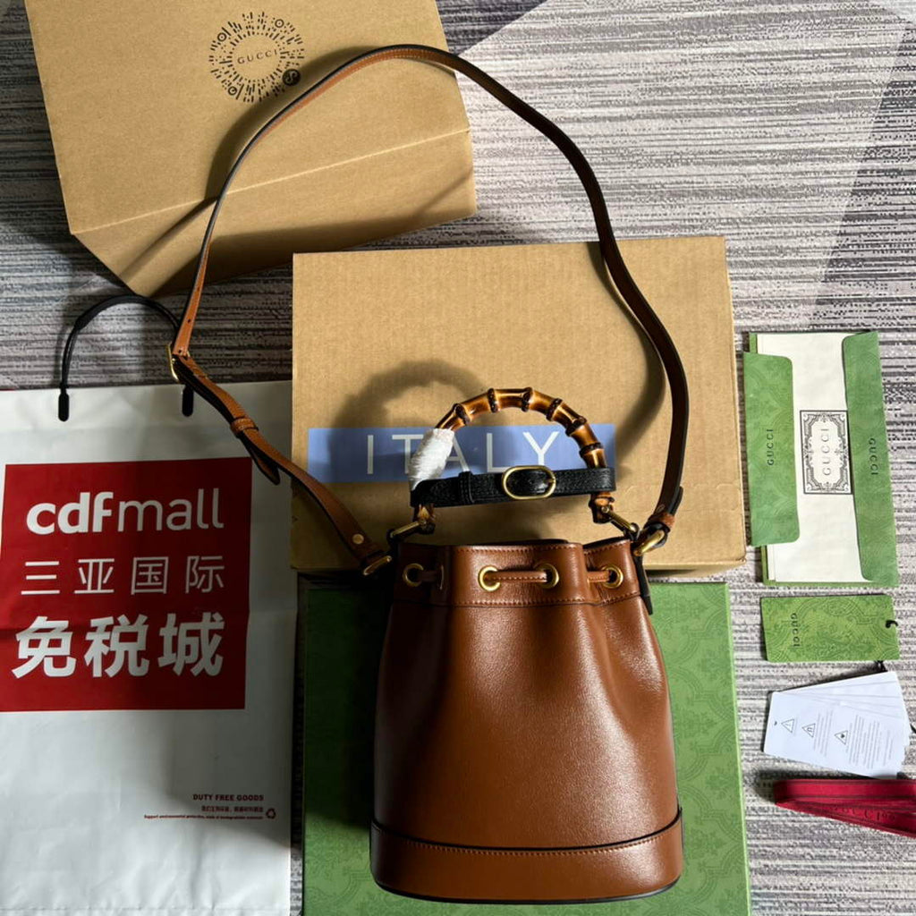 Gucci 724667 Diana Mini Bucket Bag Brown