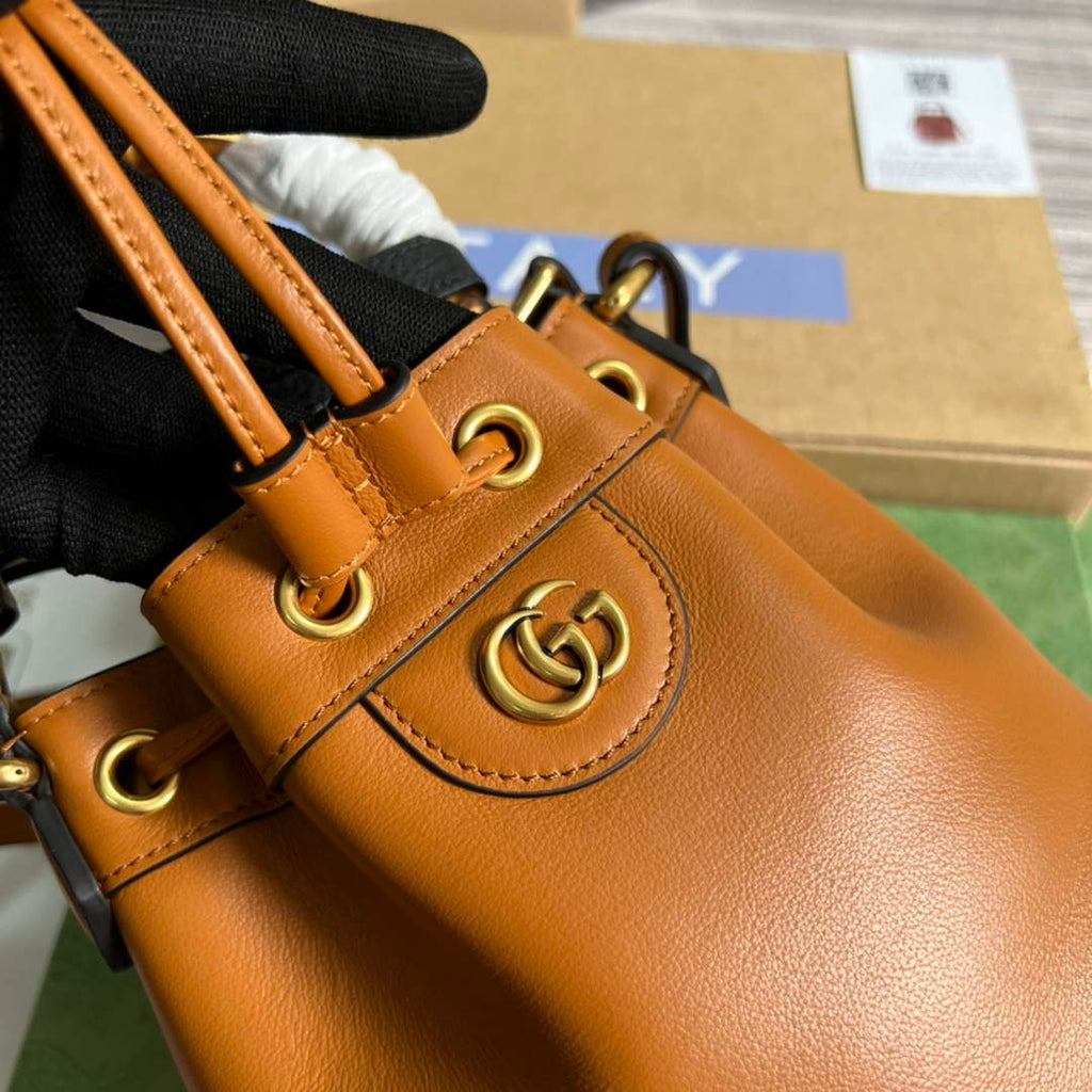 Gucci 724667 Diana Mini Bucket Bag Light Brown