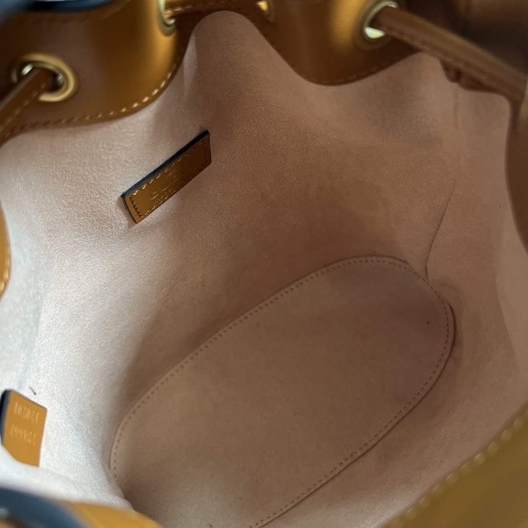 Gucci 724667 Diana Mini Bucket Bag Light Brown - Default Title - View 8