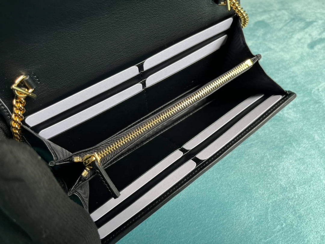 Gucci 725215 Gucci Blondie continental chain wallet Black
