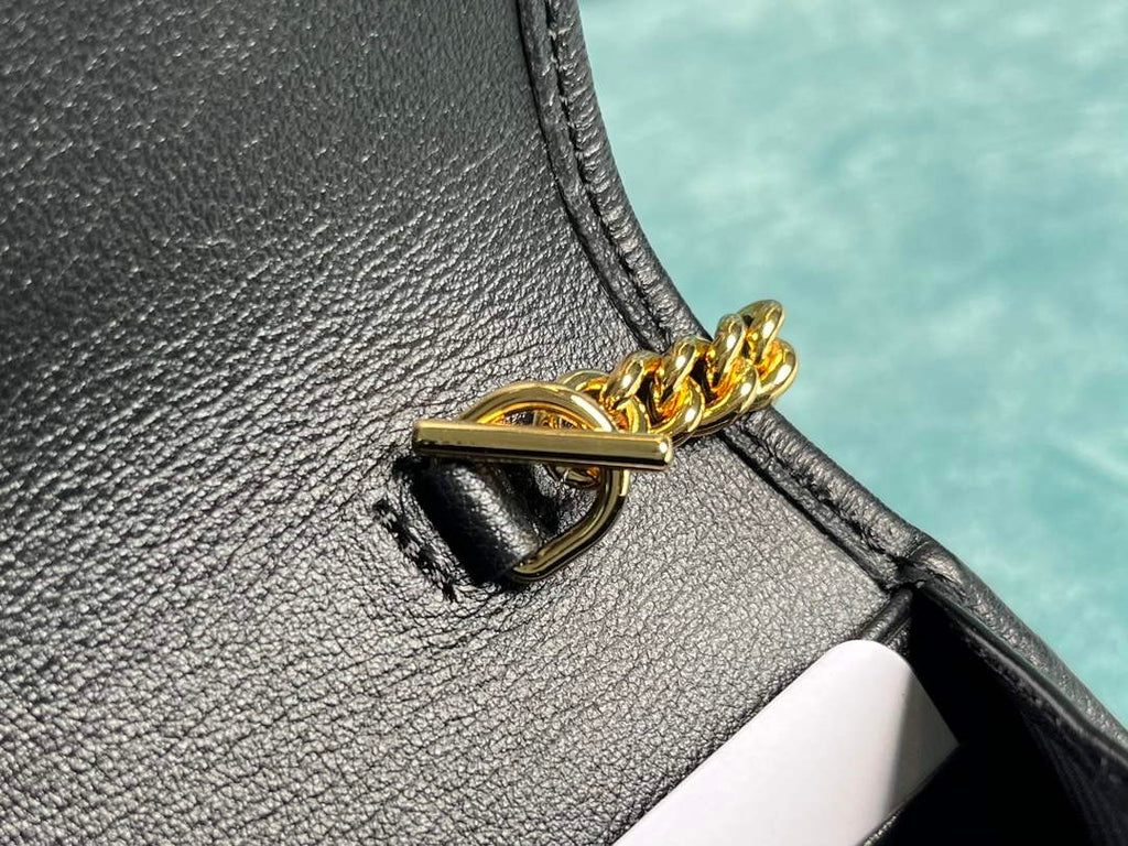 Gucci 725215 Gucci Blondie continental chain wallet Black