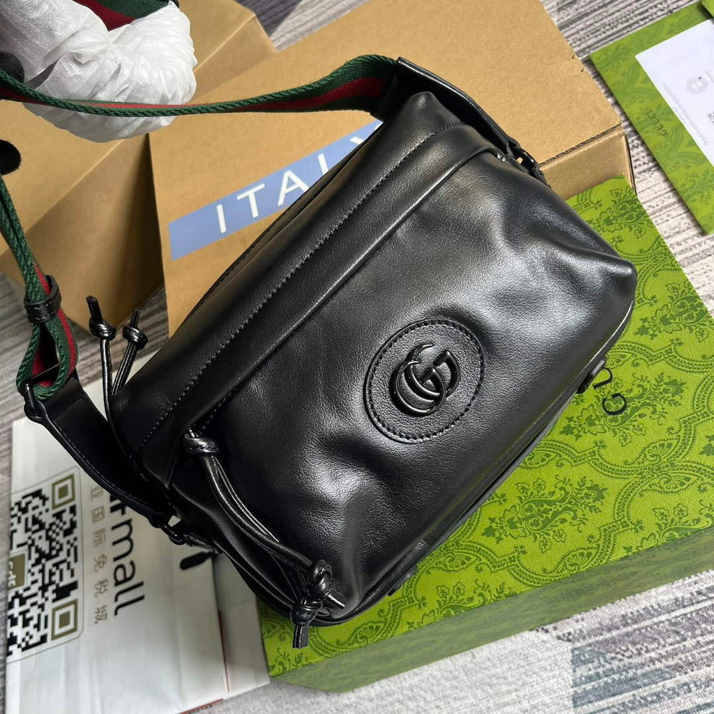 Gucci 725696 Shoulder bag with tonal Double G Black