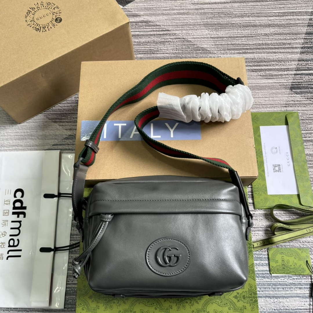 Gucci 725696 Shoulder bag with tonal Double G Gray - Default Title - View 1