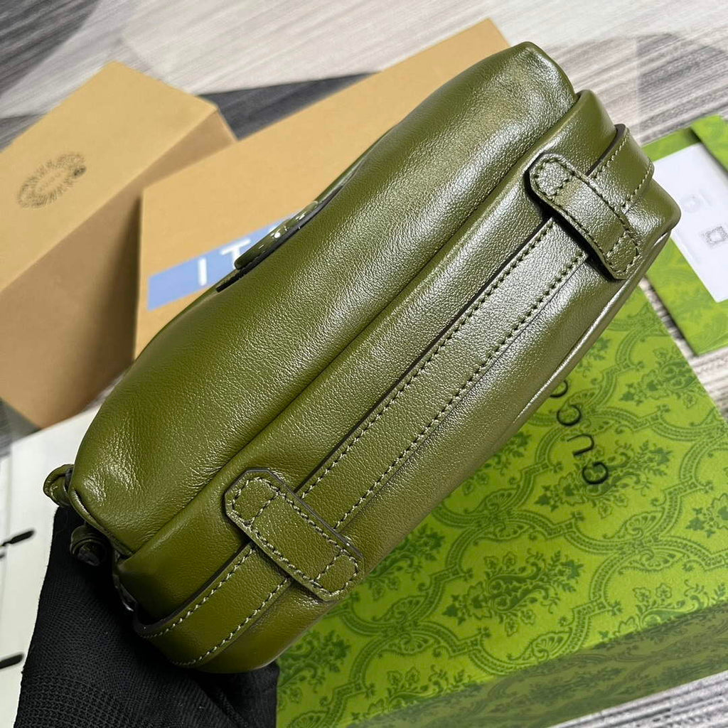 Gucci 725696 Shoulder bag with tonal Double G Green