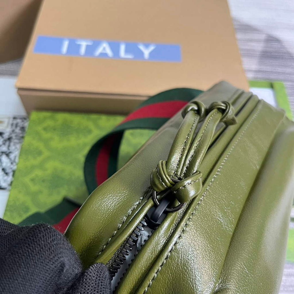 Gucci 725696 Shoulder bag with tonal Double G Green