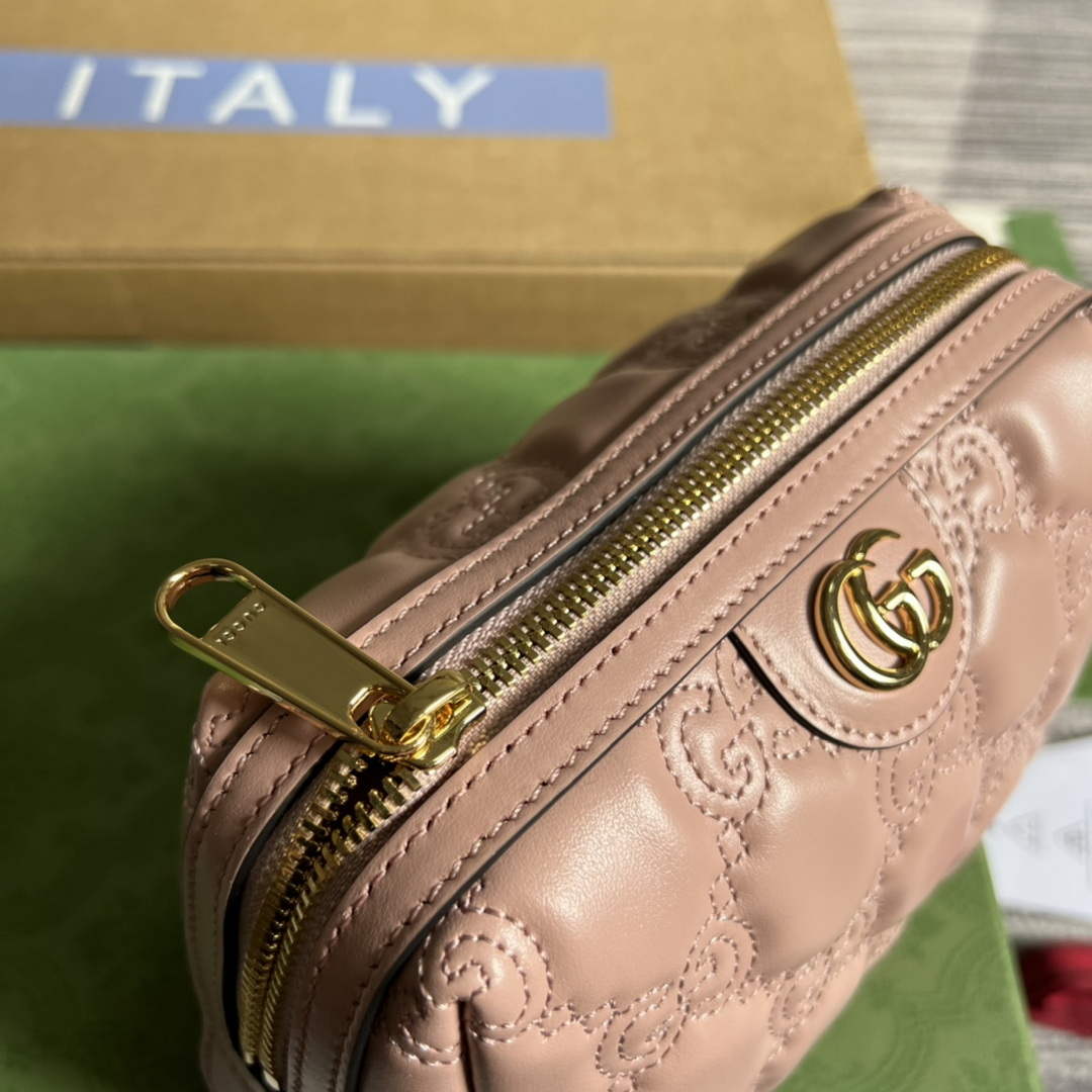 Gucci 726047 GG Matelass¨¦ Beauty Case Pink