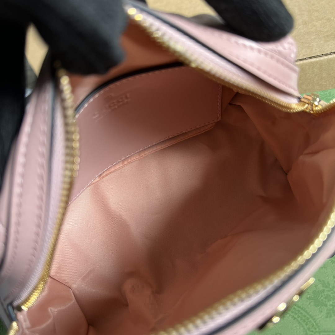 Gucci 726047 GG Matelass¨¦ Beauty Case Pink