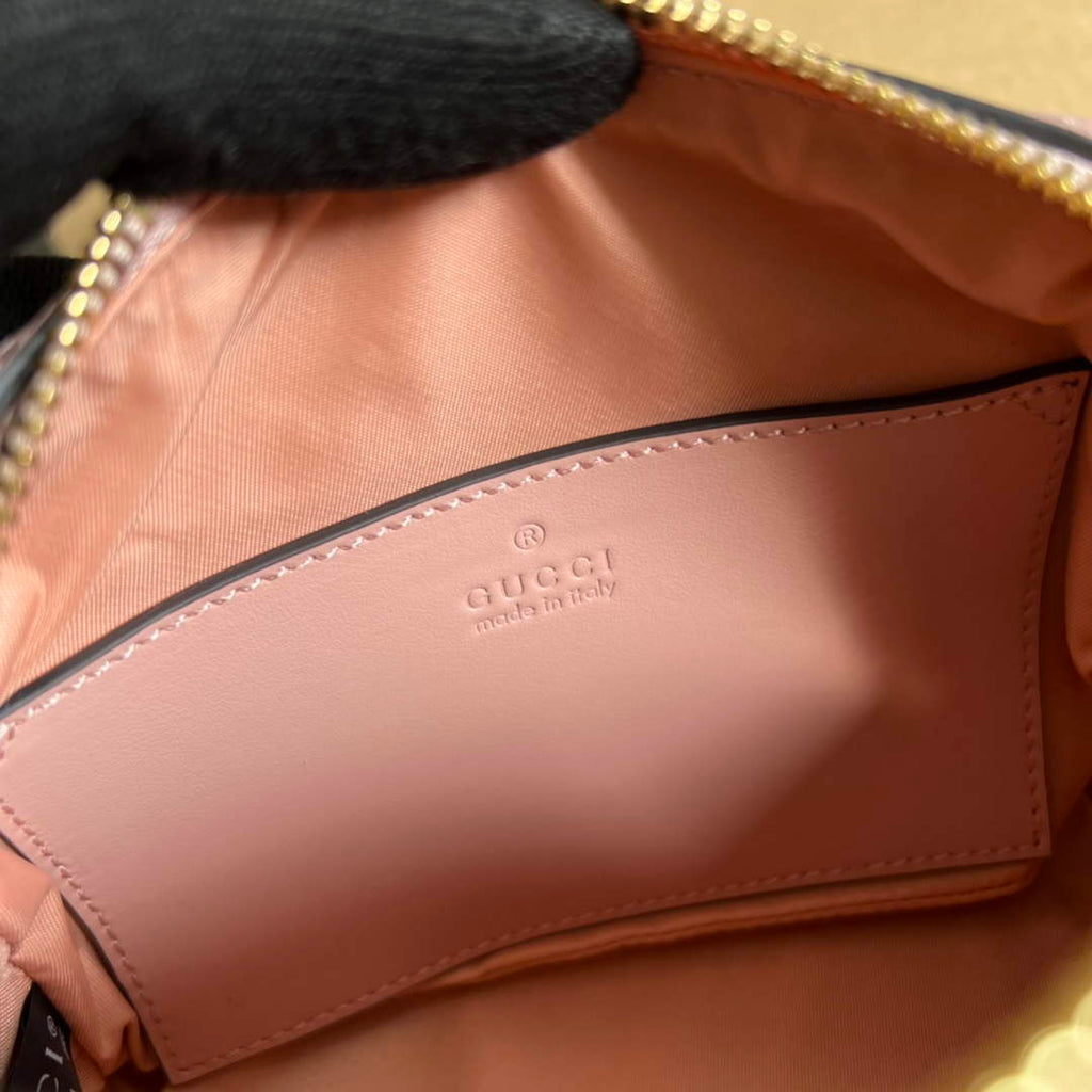 Gucci 726047 GG Matelass¨¦ Beauty Case Pink