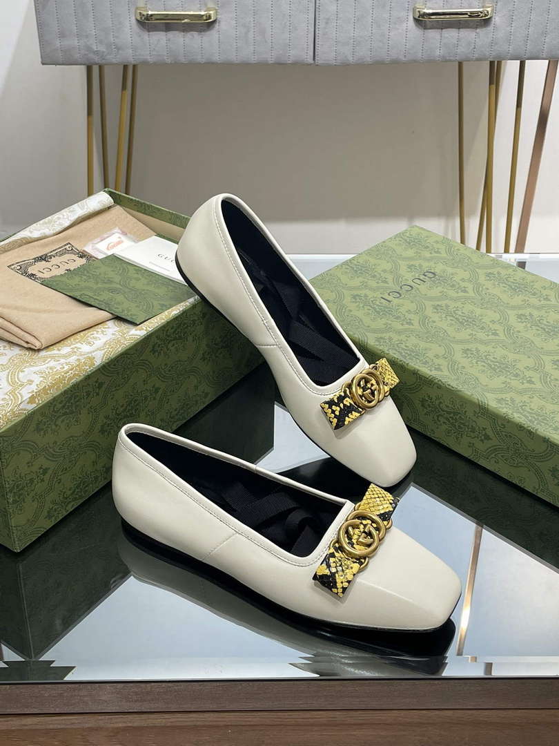 Gucci 726052 Women's Interlocking G Ballet Flat G38270 - US 4=Euro 35 - View 3