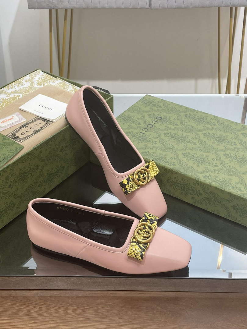 Gucci 726052 Women's Interlocking G Ballet Flat G38271