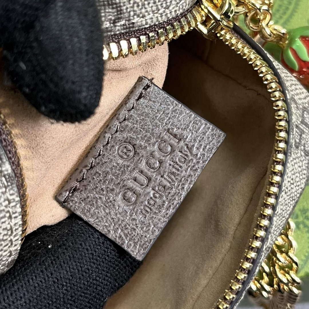 Gucci 726252 Strawberry Coin Purse with Double G Brown