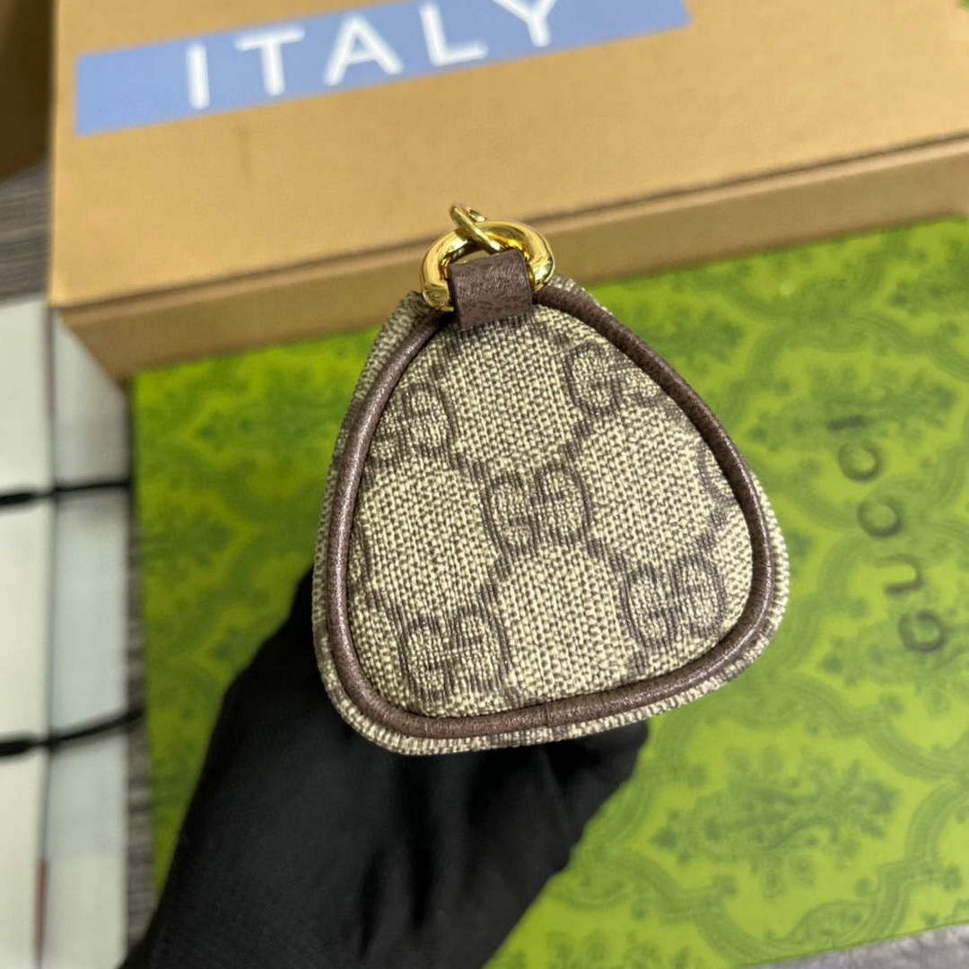 Gucci 726253 Coin Purse With Double G Strawberry