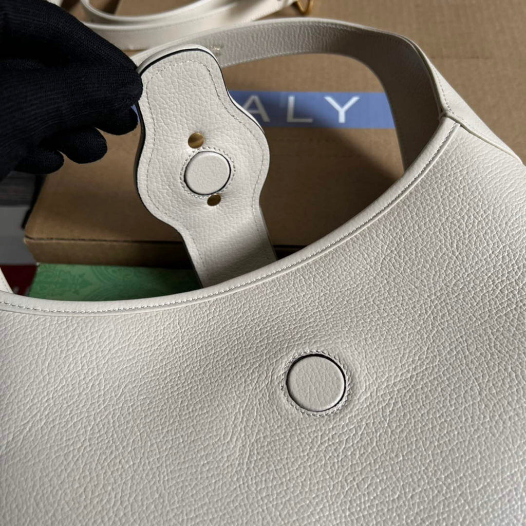 Gucci 726274 Aphrodite Medium Shoulder Bag White