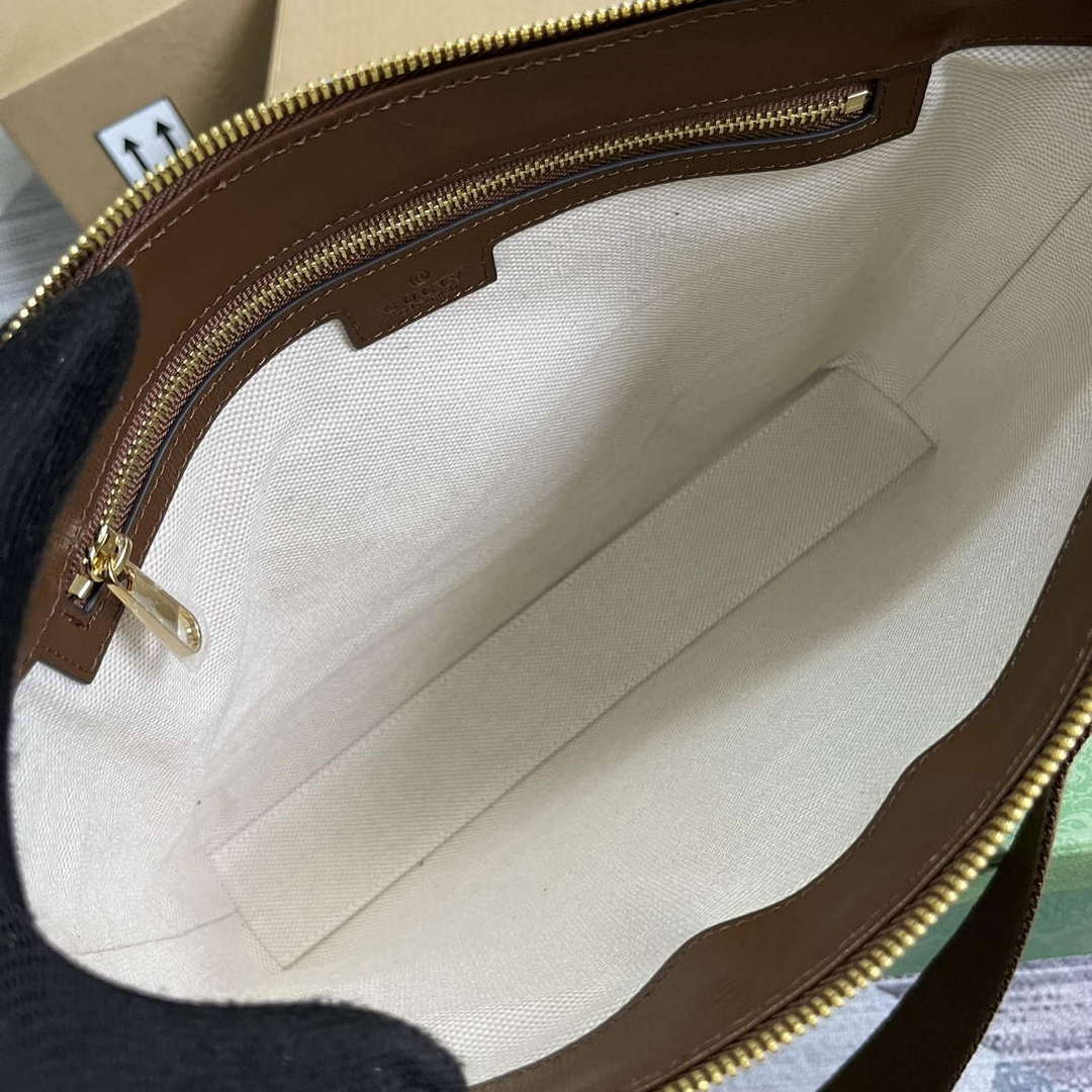 Gucci 726833 Messenger Bag With Interlocking G Brown
