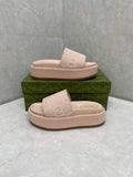 Gucci 730043 Women's jumbo GG platform slide sandal G82366