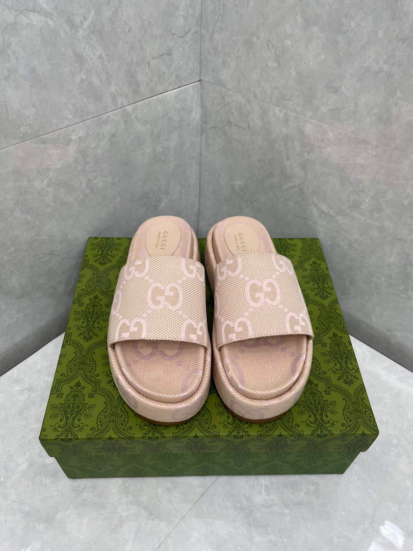 Gucci 730043 Women's jumbo GG platform slide sandal G82366 - 35 - View 5