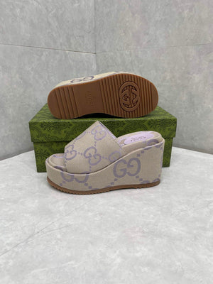 Gucci 730047 Women's jumbo GG platform slide sandal G82363 - 35 - View 9