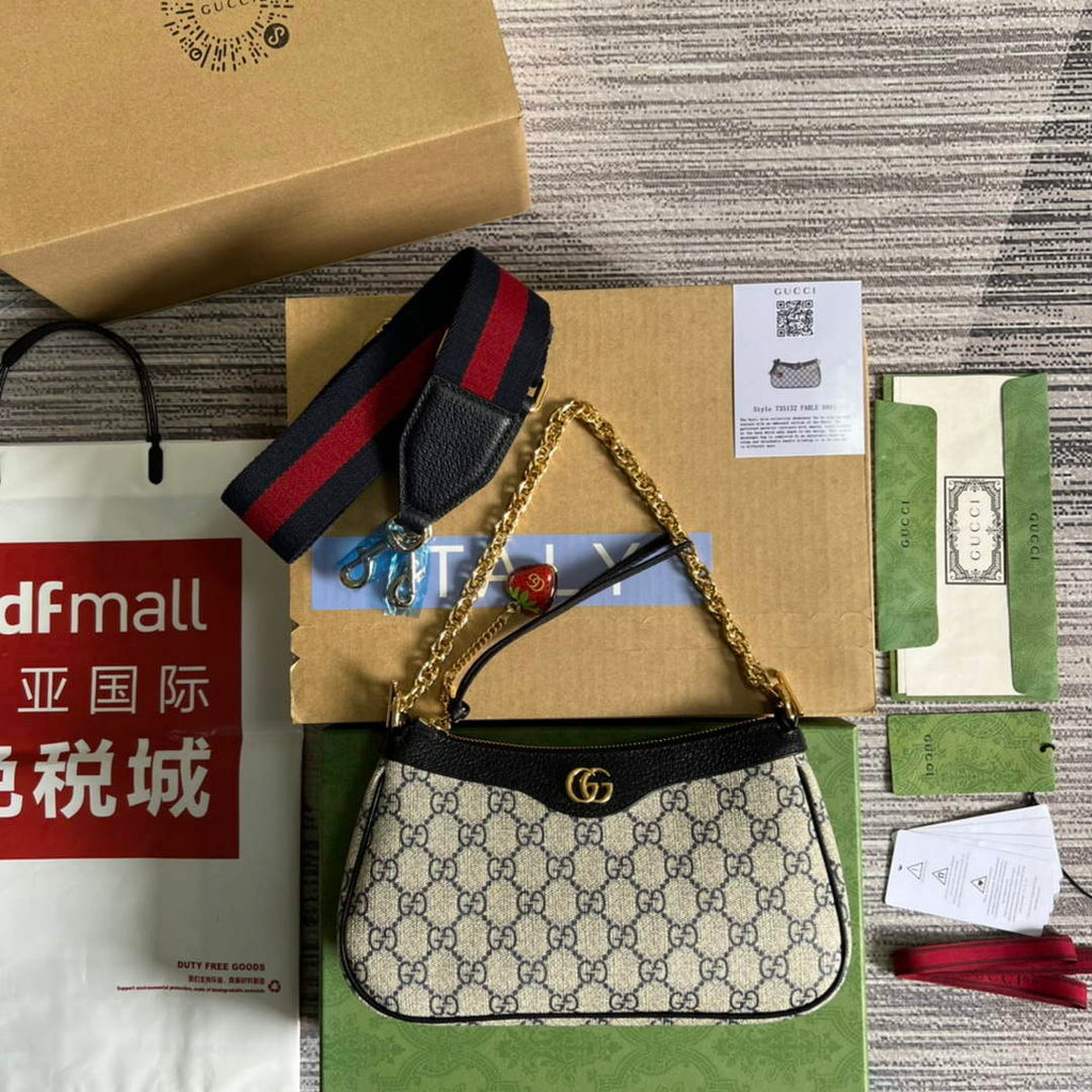 Gucci 735132 Ophidia small handbag Black