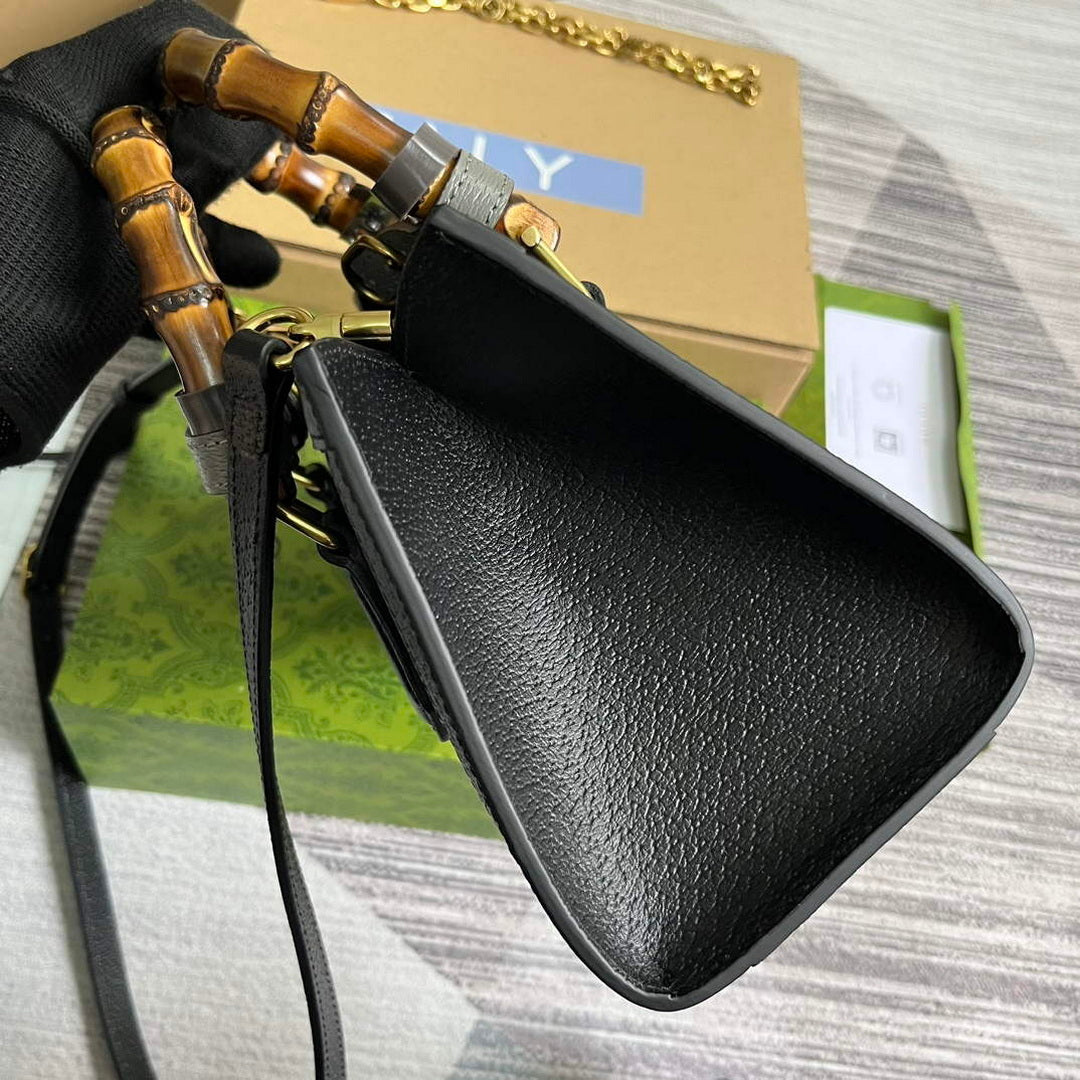 Gucci 735153 Gucci Diana Small Shoulder Bag Black - Default Title - View 3