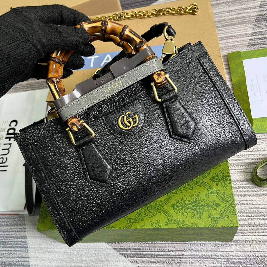 Gucci 735153 Gucci Diana Small Shoulder Bag Black - Default Title - View 4